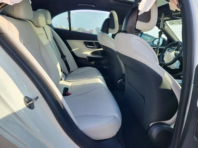 2022 MERCEDES-BENZ C 300  