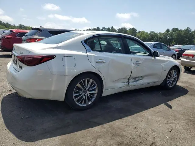 2018 INFINITI Q50 LUXE  