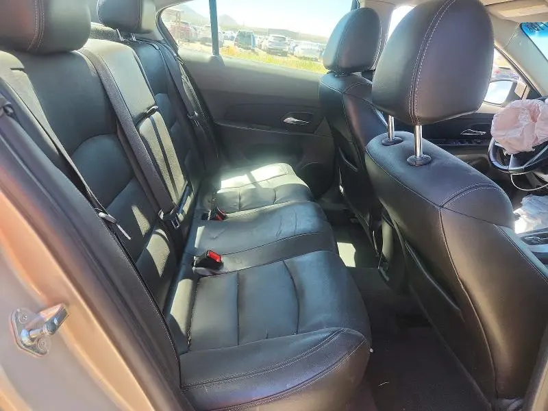 2012 CHEVROLET CRUZE LT  