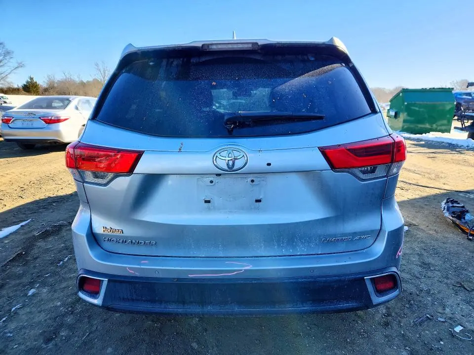 2019 TOYOTA HIGHLANDER LIMITED  