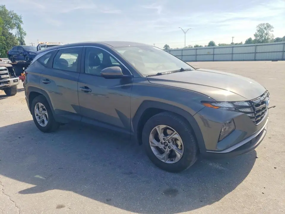 2023 HYUNDAI TUCSON SE  