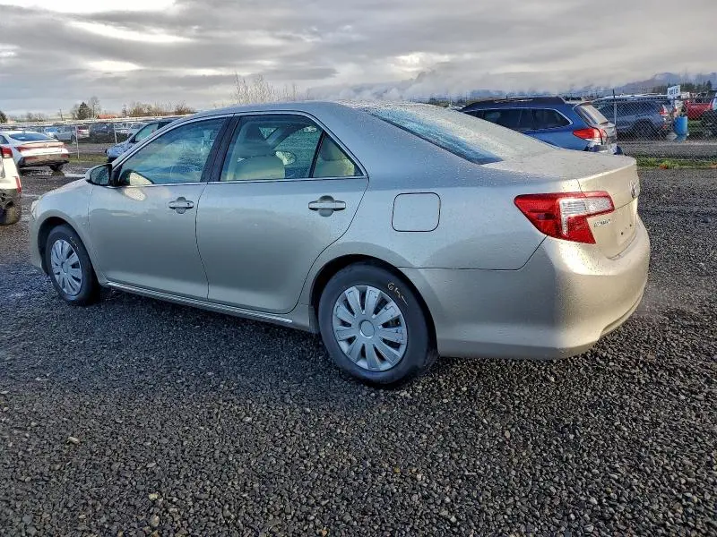 2014 TOYOTA CAMRY L  