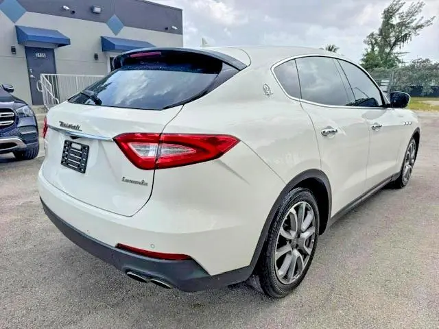 2018 MASERATI LEVANTE   
