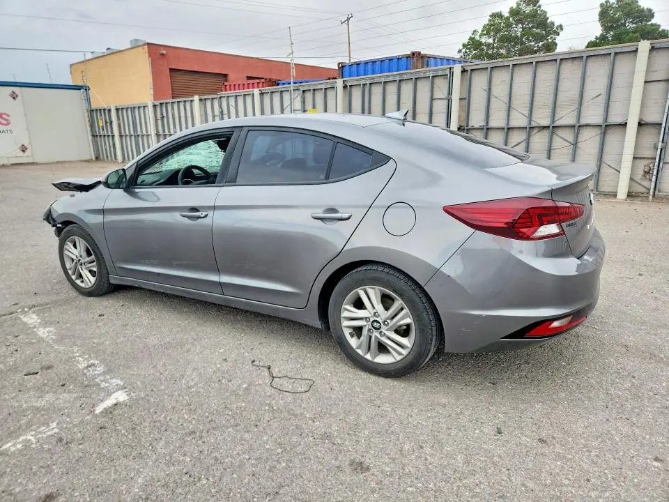 2020 HYUNDAI ELANTRA SEL  