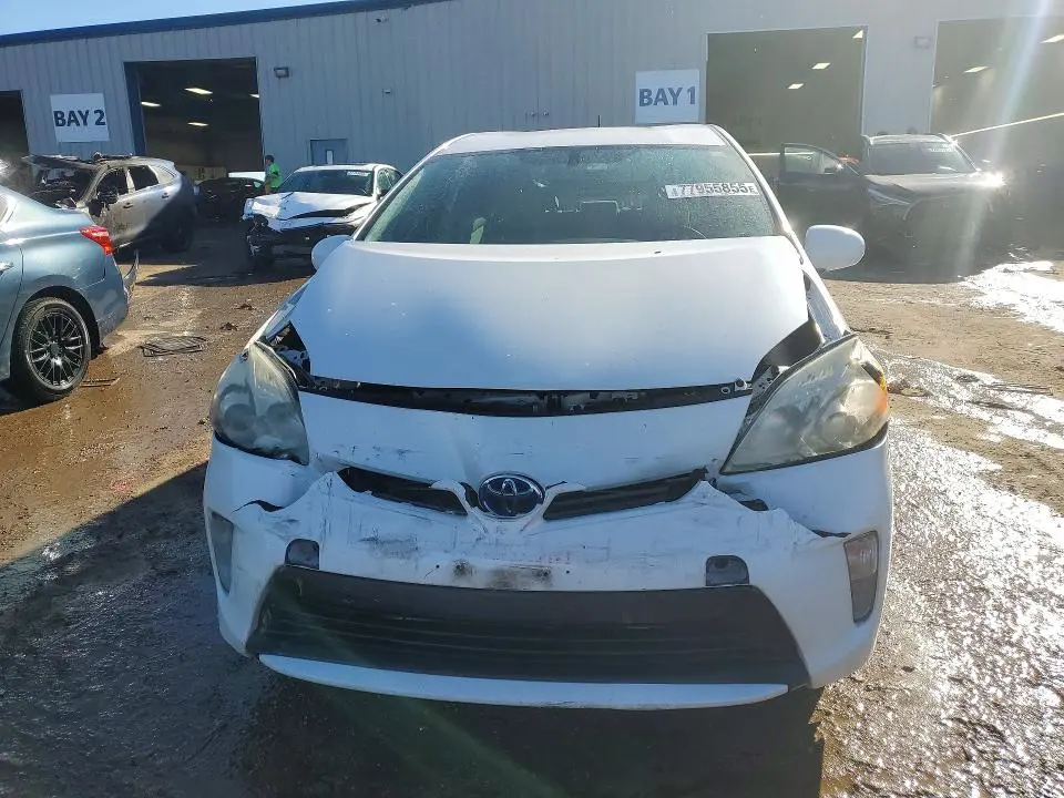 2013 TOYOTA PRIUS TWO  