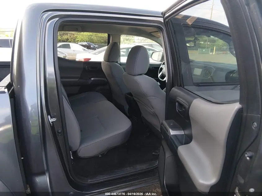 2017 TOYOTA TACOMA SR5 V6