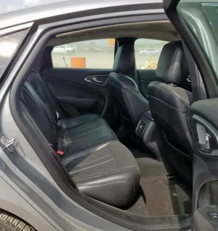 2015 CHRYSLER 200 C  