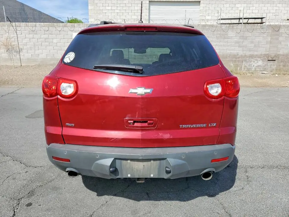 2011 CHEVROLET TRAVERSE LTZ  