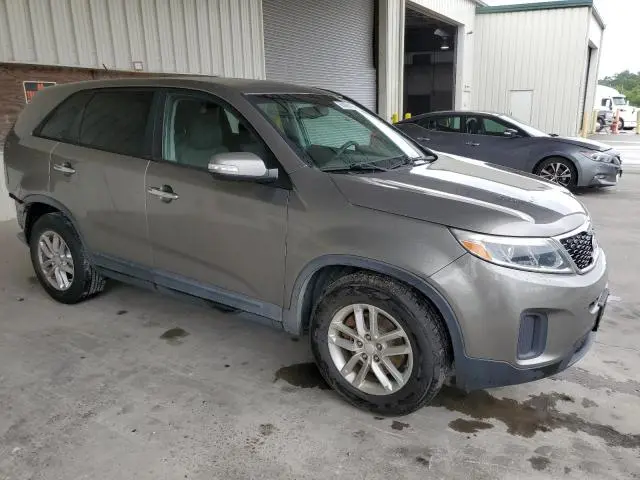 2014 KIA SORENTO LX  