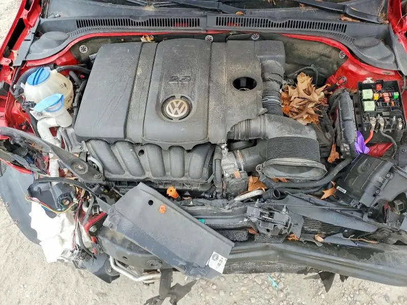 2012 VOLKSWAGEN JETTA SE  