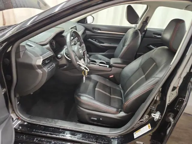2024 NISSAN ALTIMA SR  