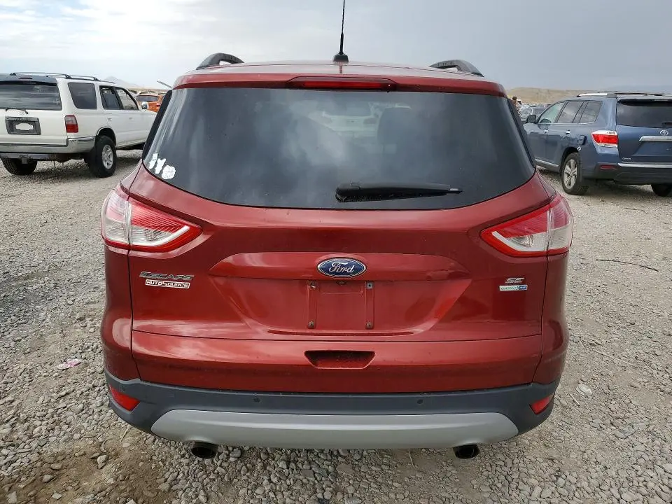 2016 FORD ESCAPE SE  