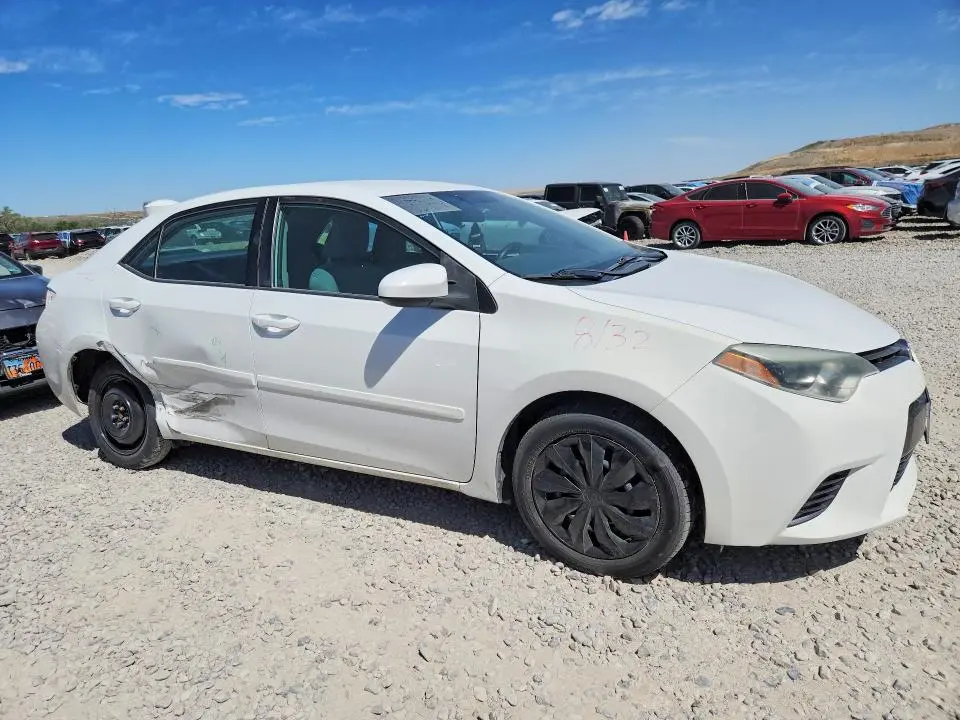 2016 TOYOTA COROLLA LE  