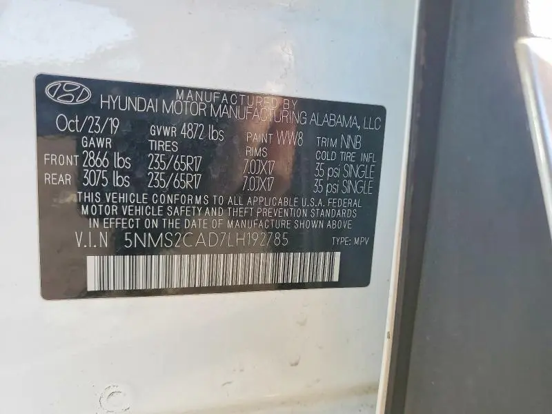 2020 HYUNDAI SANTA FE SE  