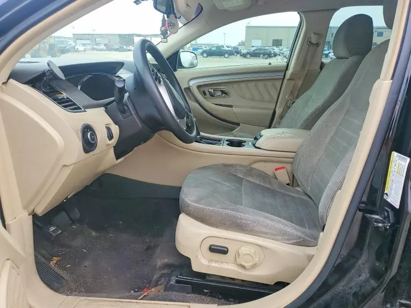 2018 FORD TAURUS SE  