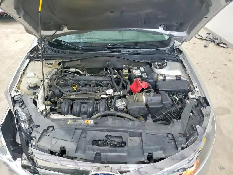2011 FORD FUSION S  