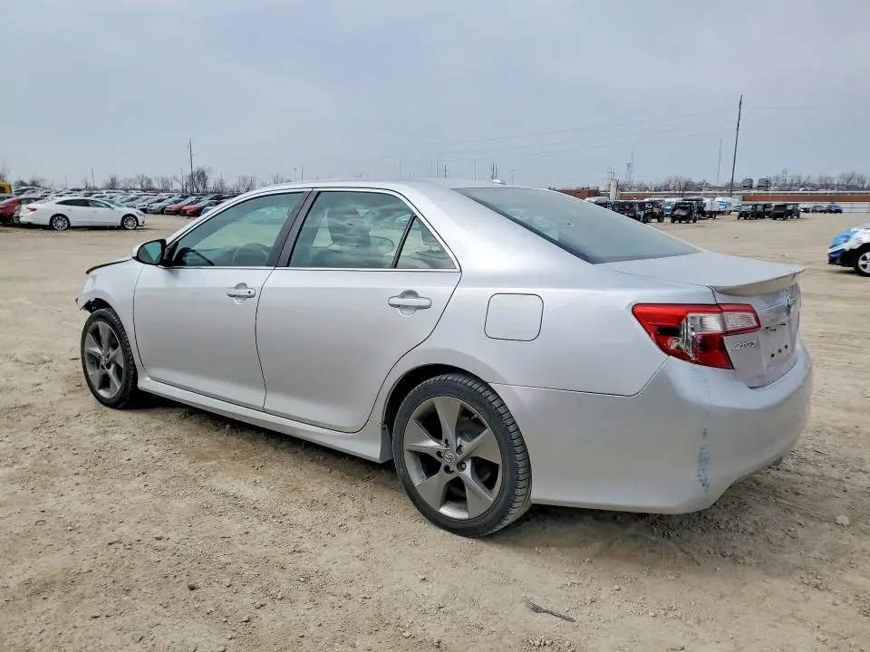 2014 TOYOTA CAMRY SE SPORT  