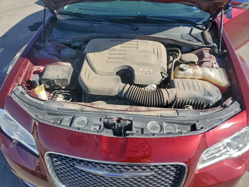 2019 CHRYSLER 300 LIMITED  