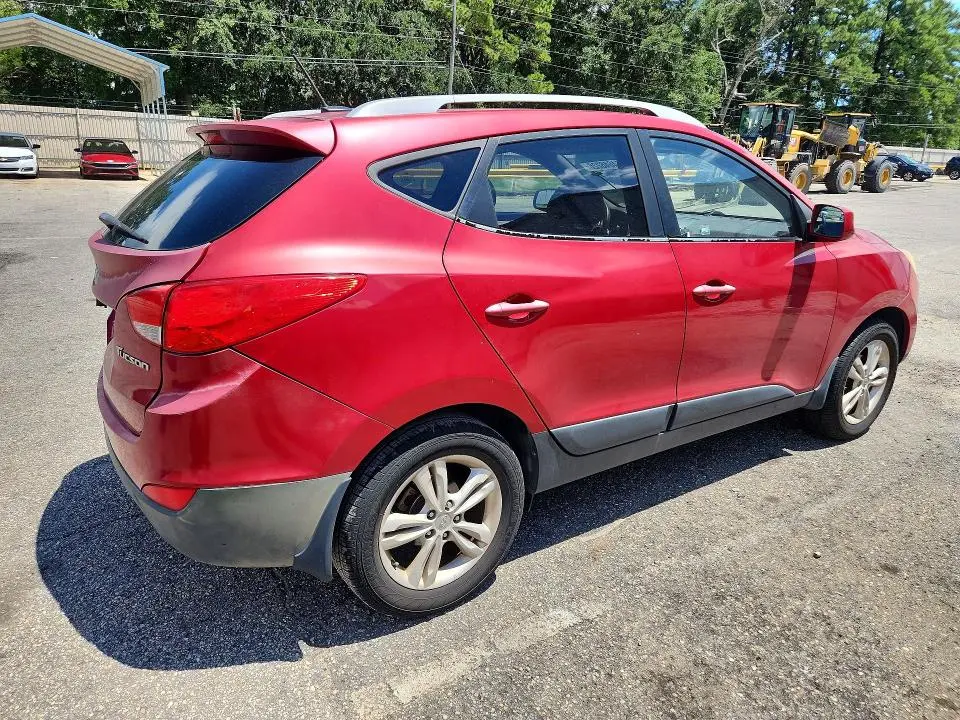 2011 HYUNDAI TUCSON GLS  