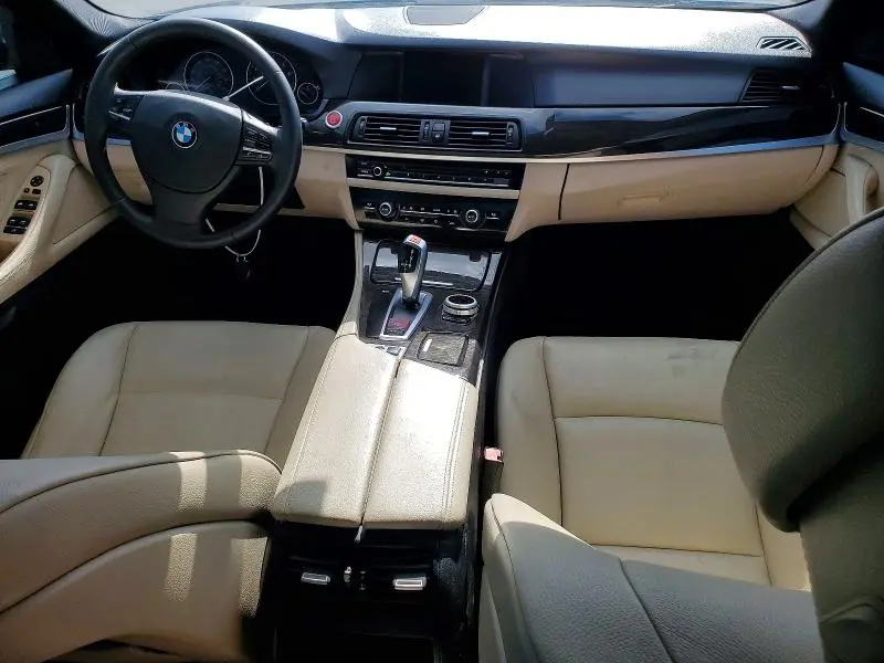 2011 BMW 528 I  