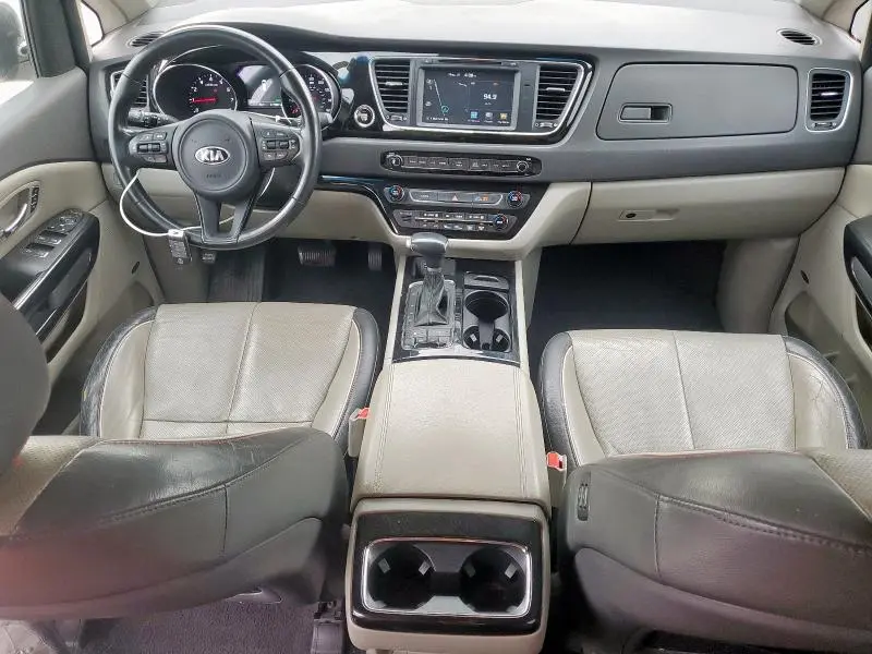 2018 KIA SEDONA EX  