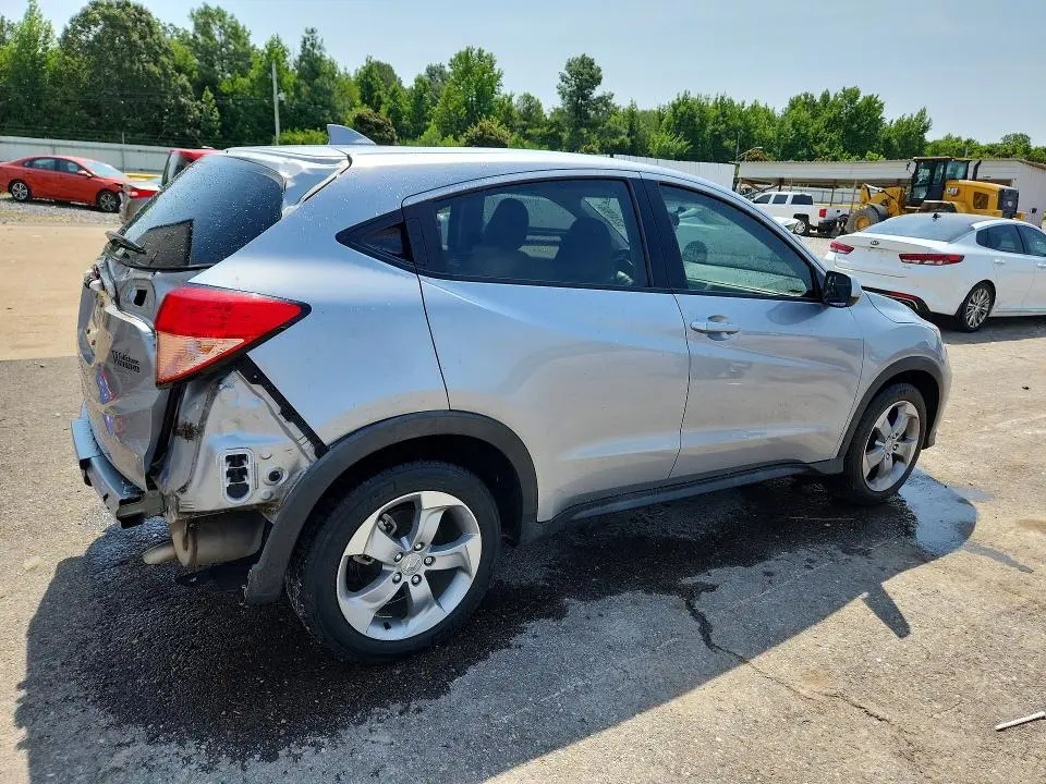 2017 HONDA HR-V LX  
