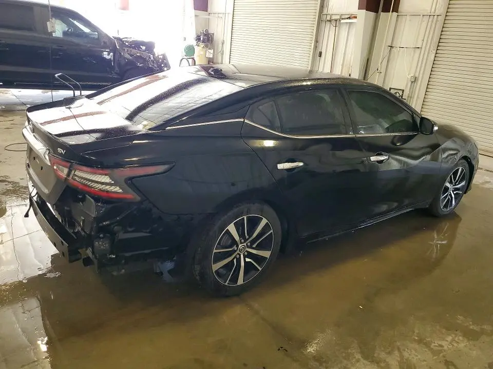 2022 NISSAN MAXIMA SV  