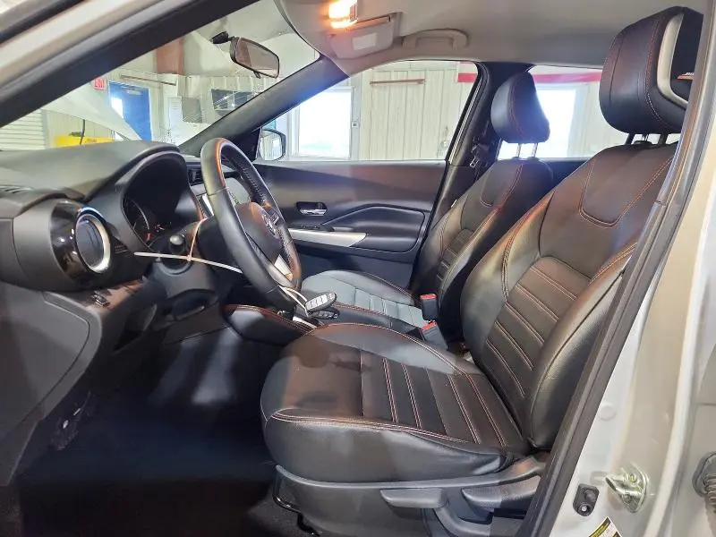 2019 NISSAN KICKS SR  