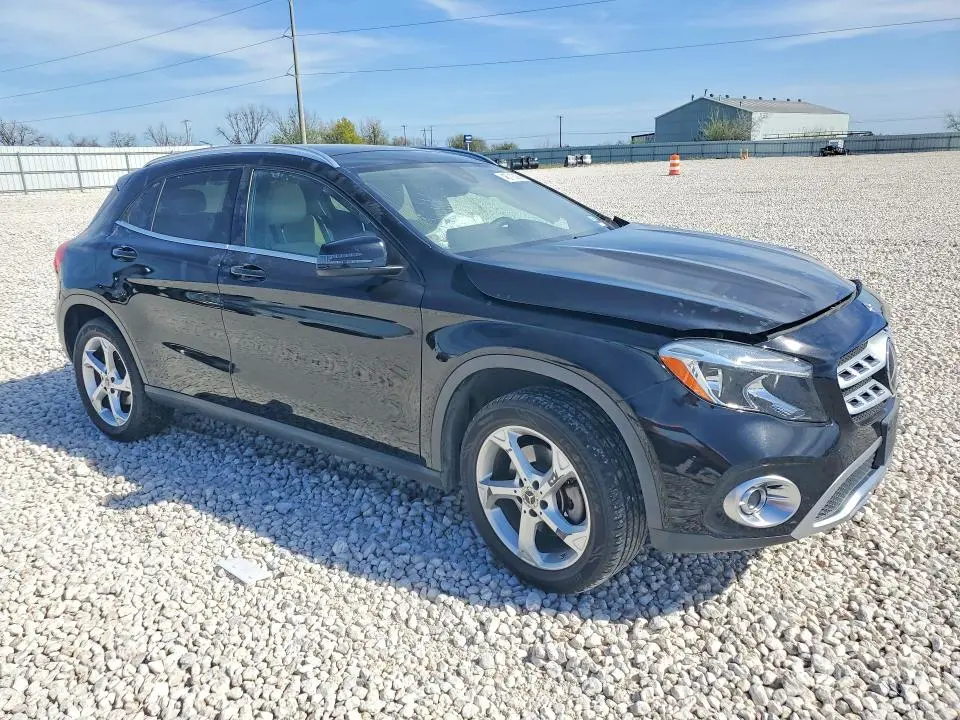 2018 MERCEDES-BENZ GLA 250  
