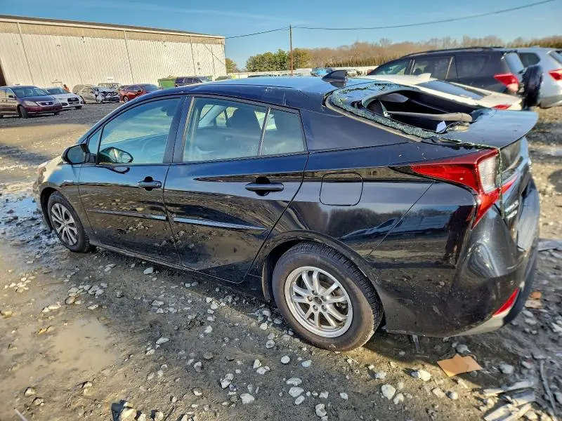 2021 TOYOTA PRIUS LE  