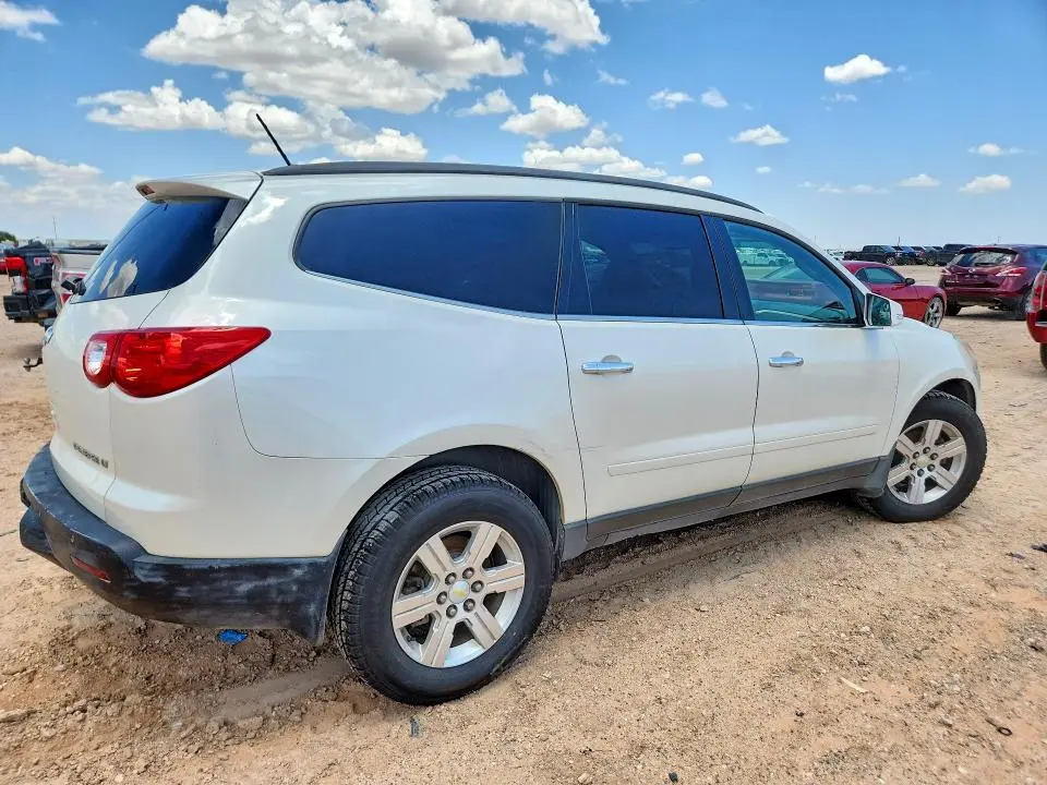 2012 CHEVROLET TRAVERSE LT  