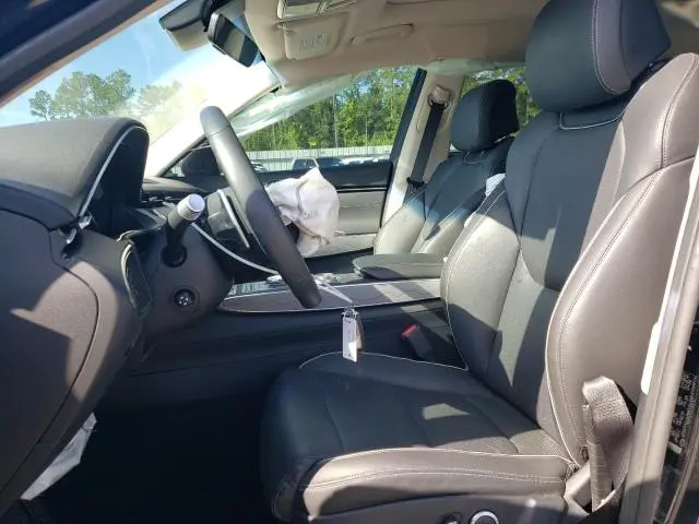 2024 GENESIS GV70 BASE