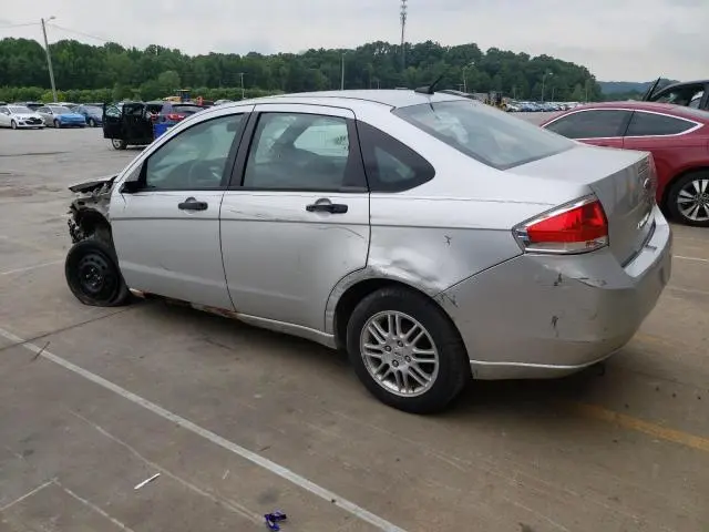 2010 FORD FOCUS SE  