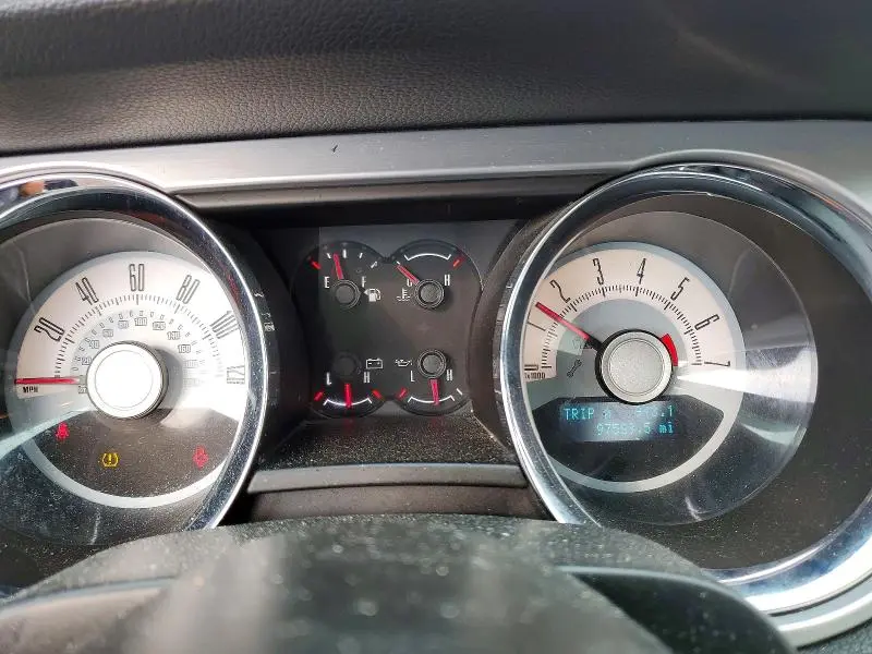2010 FORD MUSTANG   