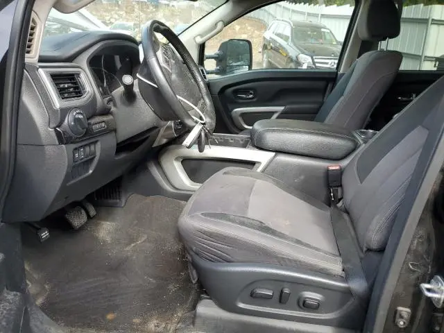 2020 NISSAN TITAN SV  