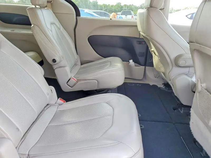 2021 CHRYSLER VOYAGER LXI  