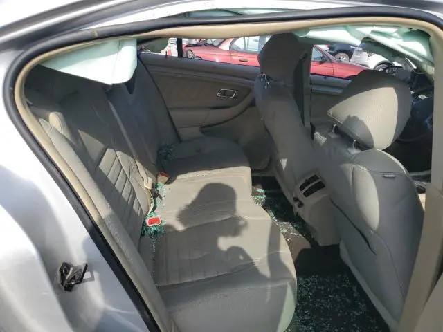 2018 FORD TAURUS SE