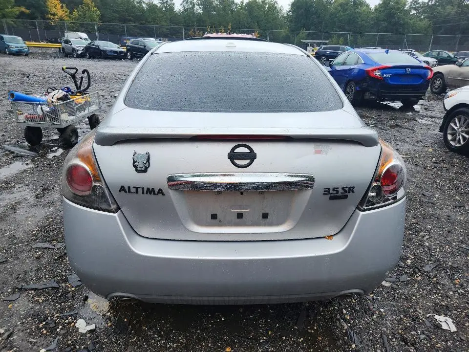2010 NISSAN ALTIMA SR  