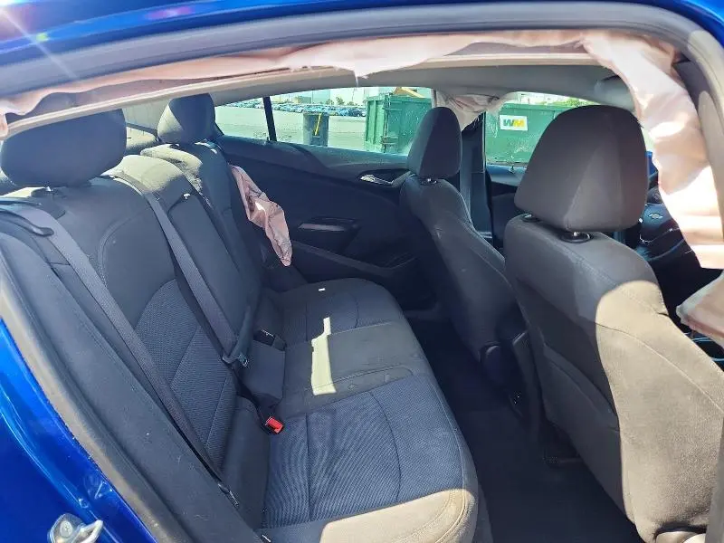 2018 CHEVROLET CRUZE LT  