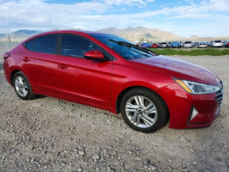 2020 HYUNDAI ELANTRA SEL  