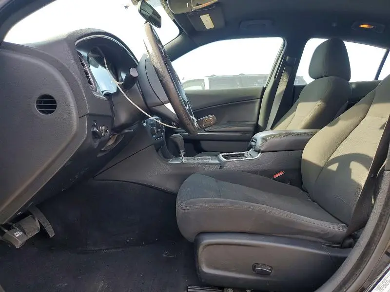 2014 DODGE CHARGER SE  