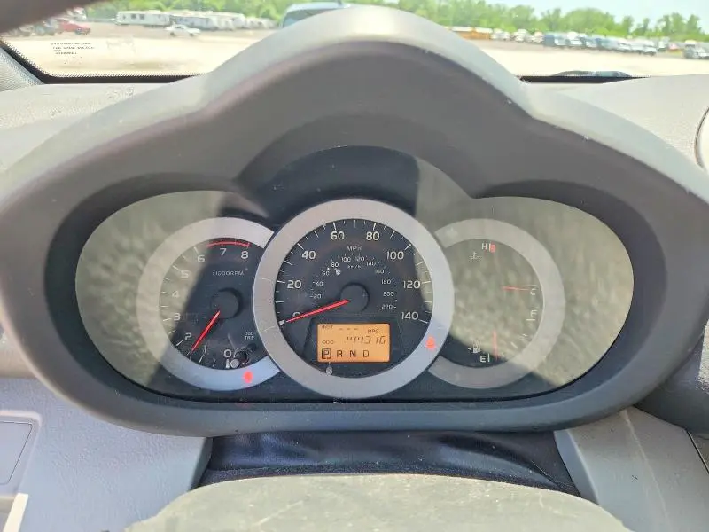 2011 TOYOTA RAV4 BASE  