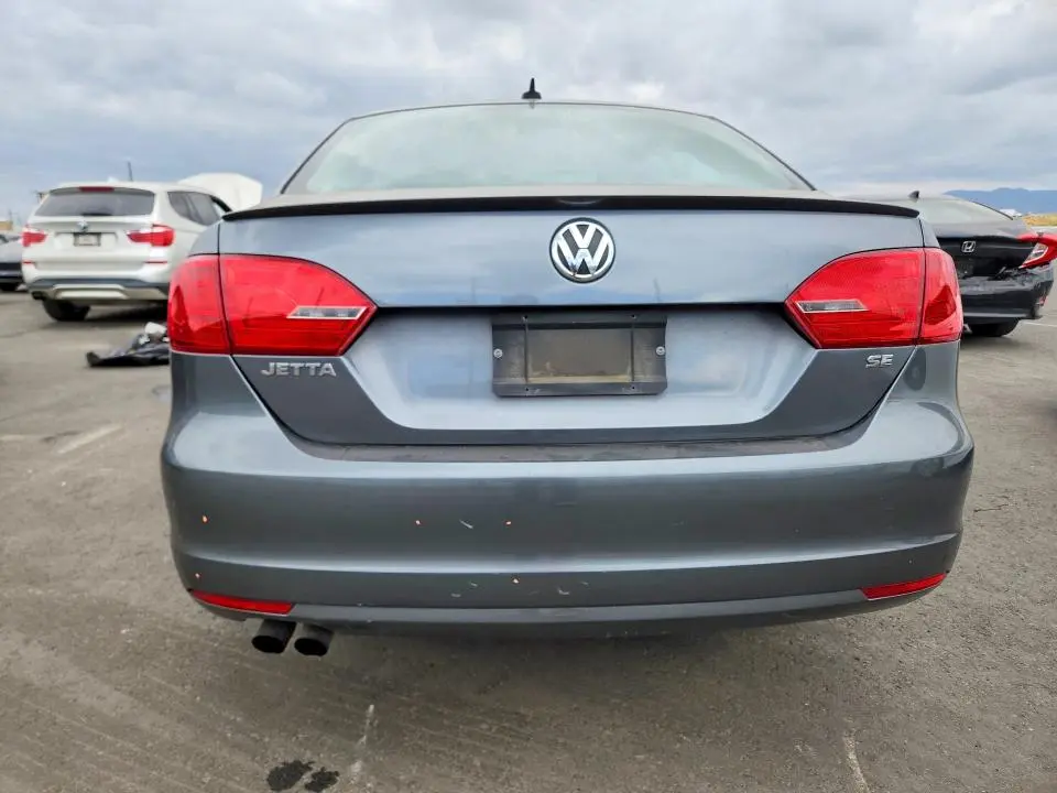 2014 VOLKSWAGEN JETTA SE  