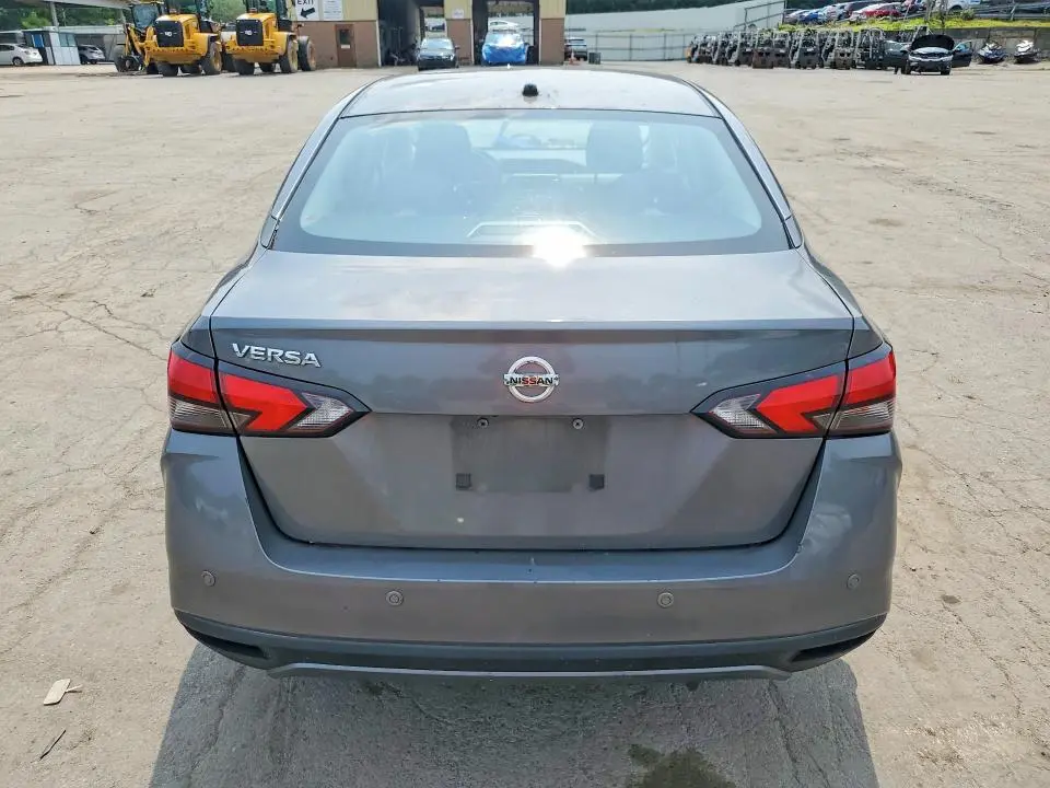 2020 NISSAN VERSA S  