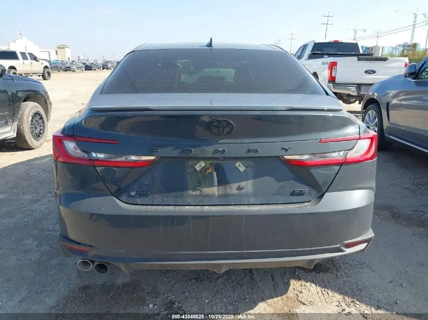 2025 TOYOTA CAMRY SE