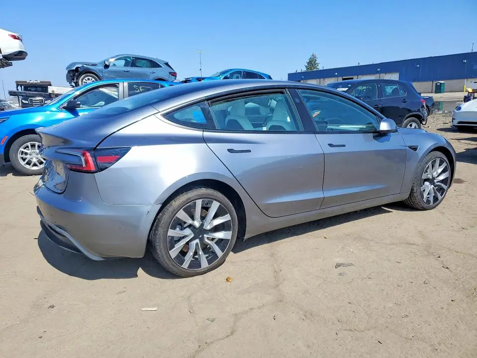 2025 TESLA MODEL 3   