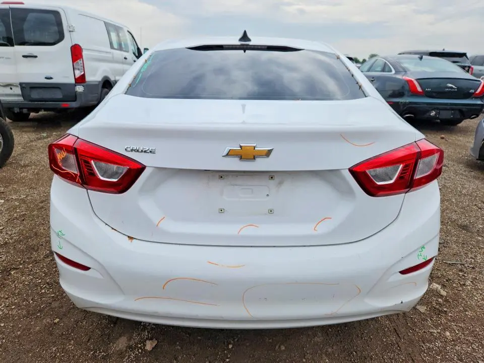 2019 CHEVROLET CRUZE LS  