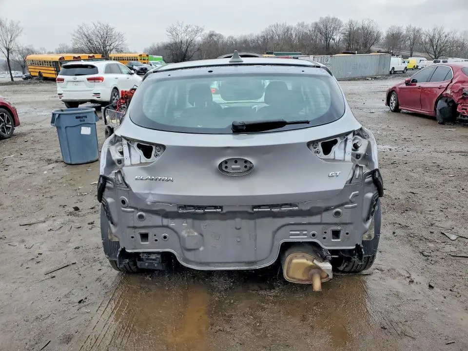 2013 HYUNDAI ELANTRA GT BASE  