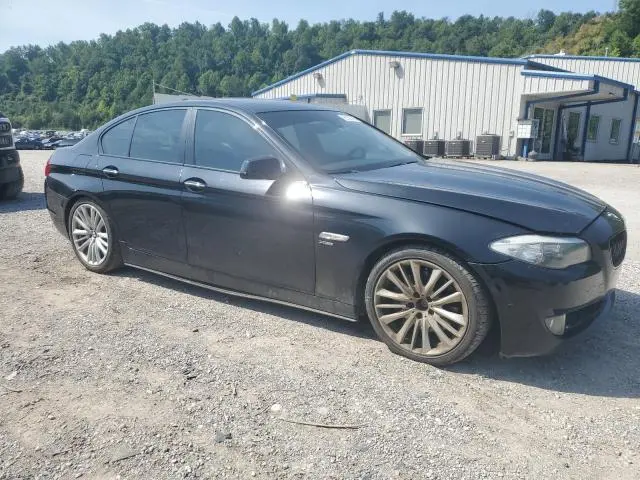 2011 BMW 550 XI  