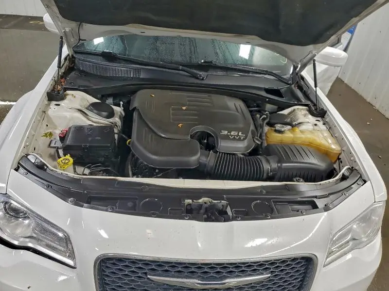 2017 CHRYSLER 300 LIMITED  